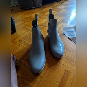 Grey Chelsea Boots Size US 10